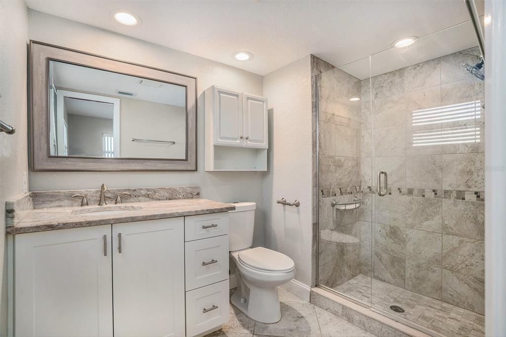 For Sale: $300,000 (3 beds, 3 baths, 1612 Square Feet)