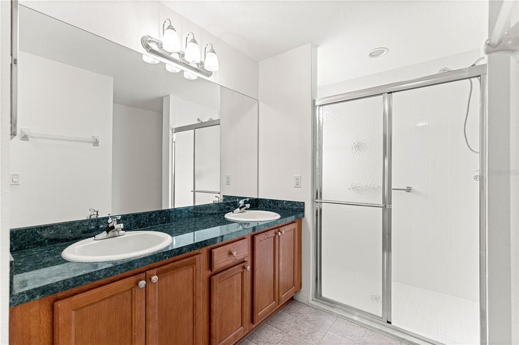 For Rent: $2,150 (2 beds, 2 baths, 1504 Square Feet)