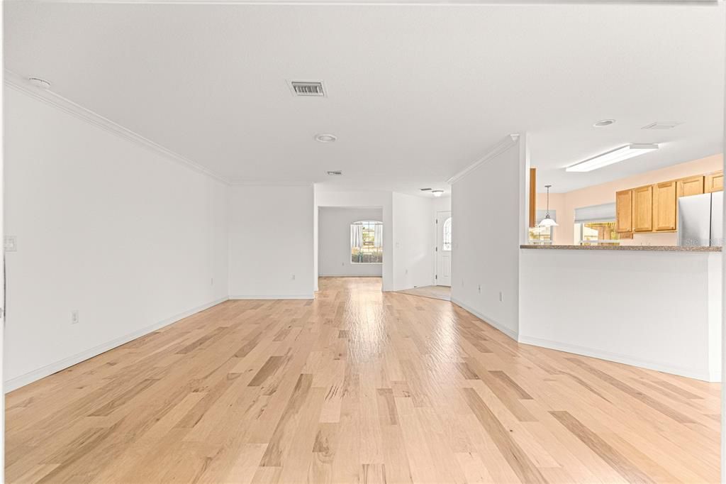 For Rent: $2,150 (2 beds, 2 baths, 1504 Square Feet)