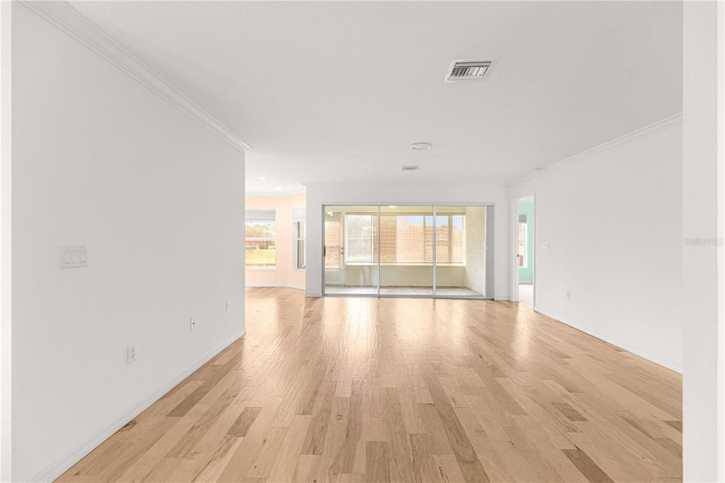 For Rent: $2,150 (2 beds, 2 baths, 1504 Square Feet)