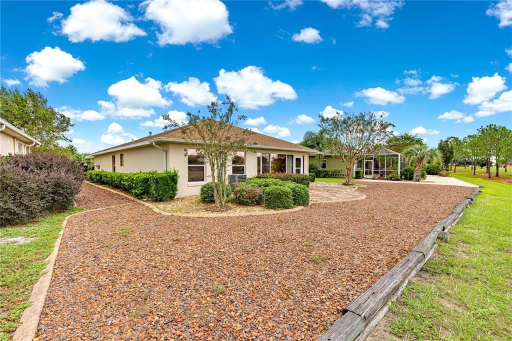 For Rent: $2,150 (2 beds, 2 baths, 1504 Square Feet)