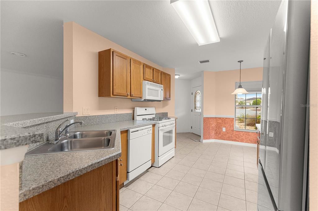 For Rent: $2,150 (2 beds, 2 baths, 1504 Square Feet)