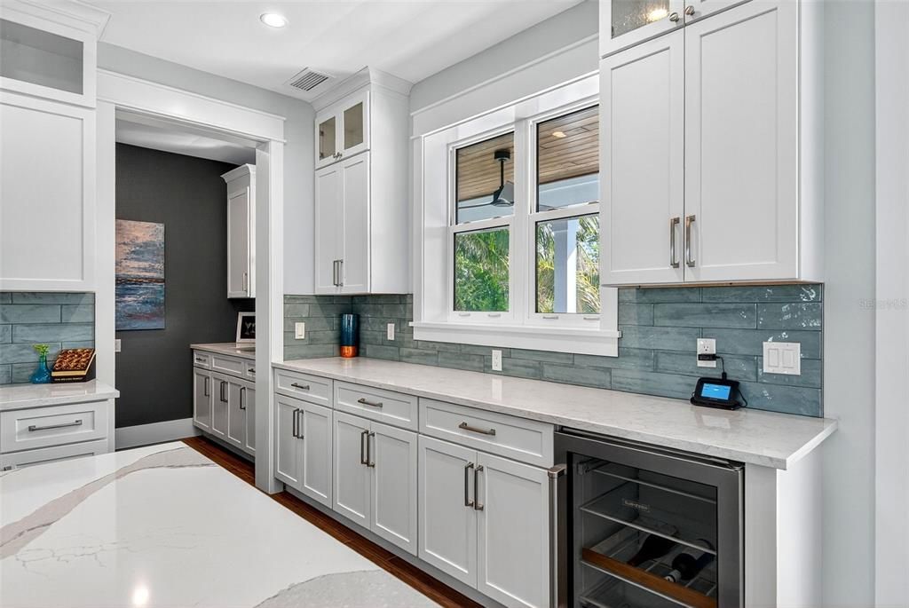 En Venta: $2,950,000 (3 camas, 3 baños, 2276 Pies cuadrados)