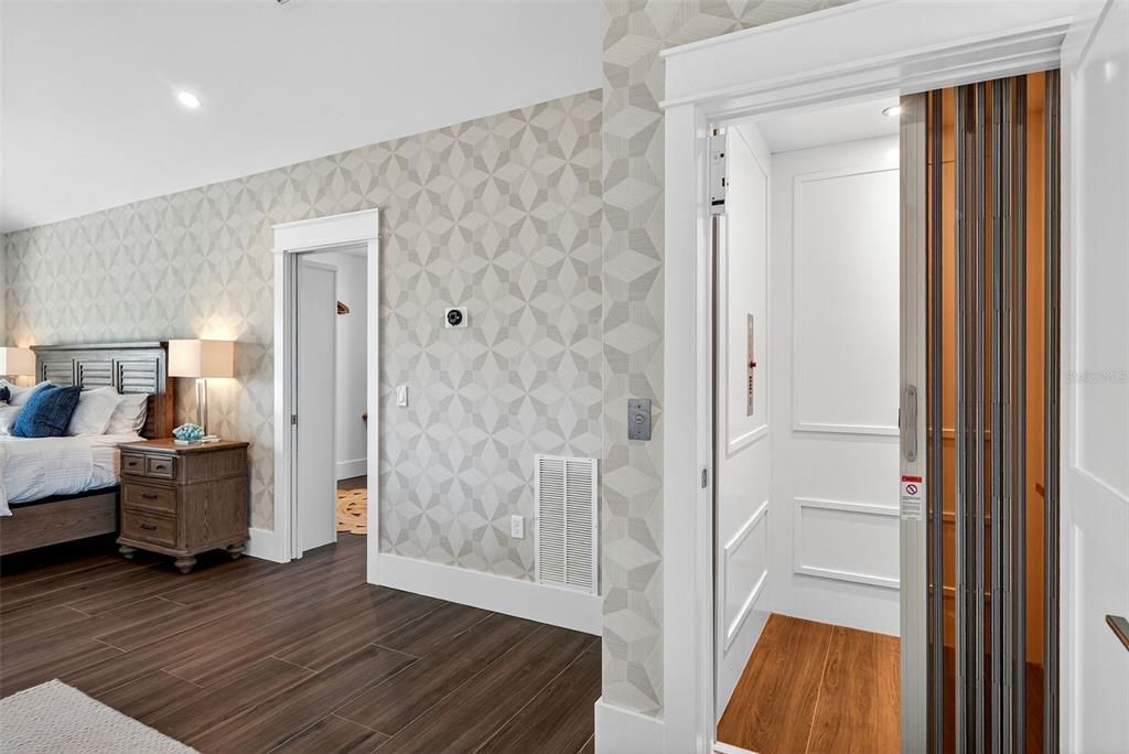 En Venta: $2,950,000 (3 camas, 3 baños, 2276 Pies cuadrados)