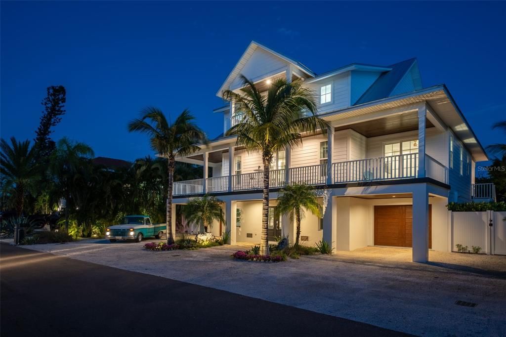 En Venta: $2,950,000 (3 camas, 3 baños, 2276 Pies cuadrados)