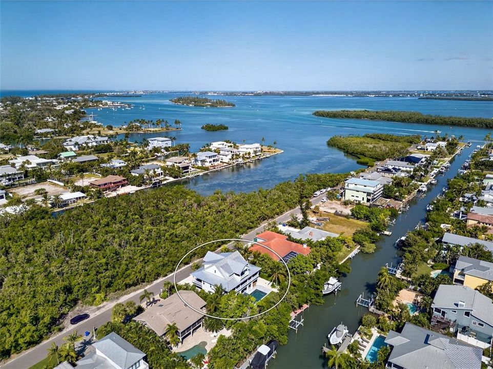 En Venta: $2,950,000 (3 camas, 3 baños, 2276 Pies cuadrados)