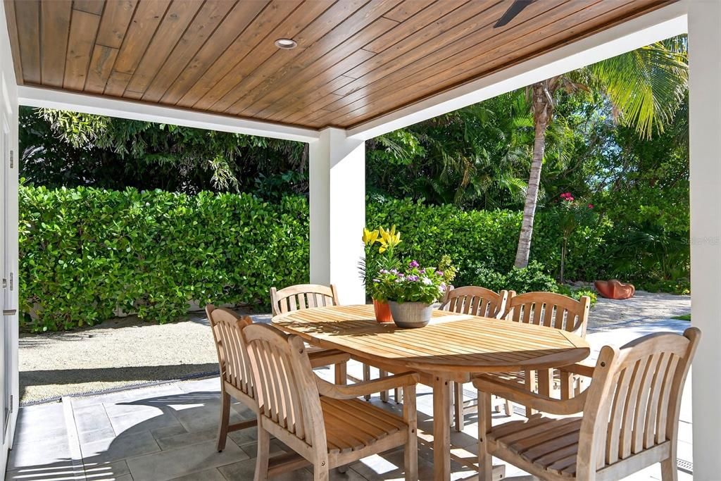 En Venta: $2,950,000 (3 camas, 3 baños, 2276 Pies cuadrados)