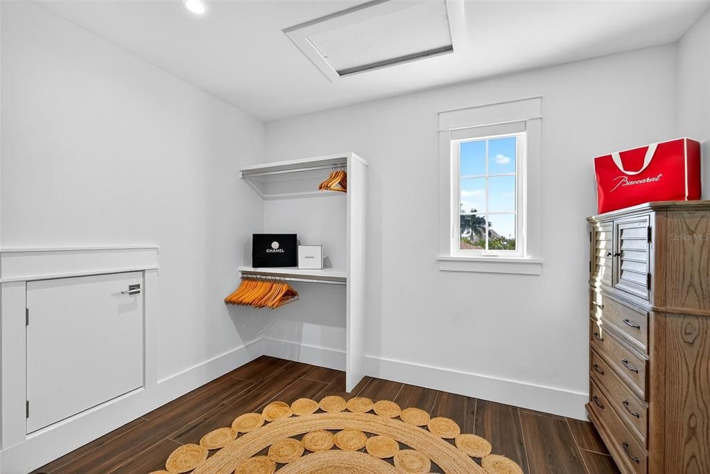 En Venta: $2,950,000 (3 camas, 3 baños, 2276 Pies cuadrados)