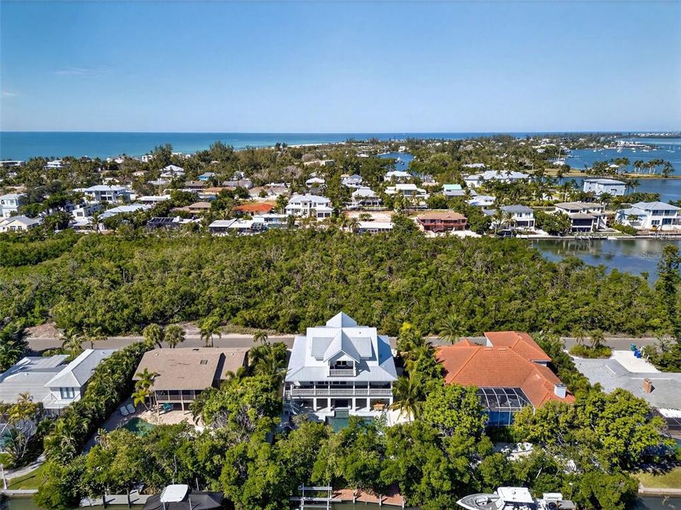 En Venta: $2,950,000 (3 camas, 3 baños, 2276 Pies cuadrados)