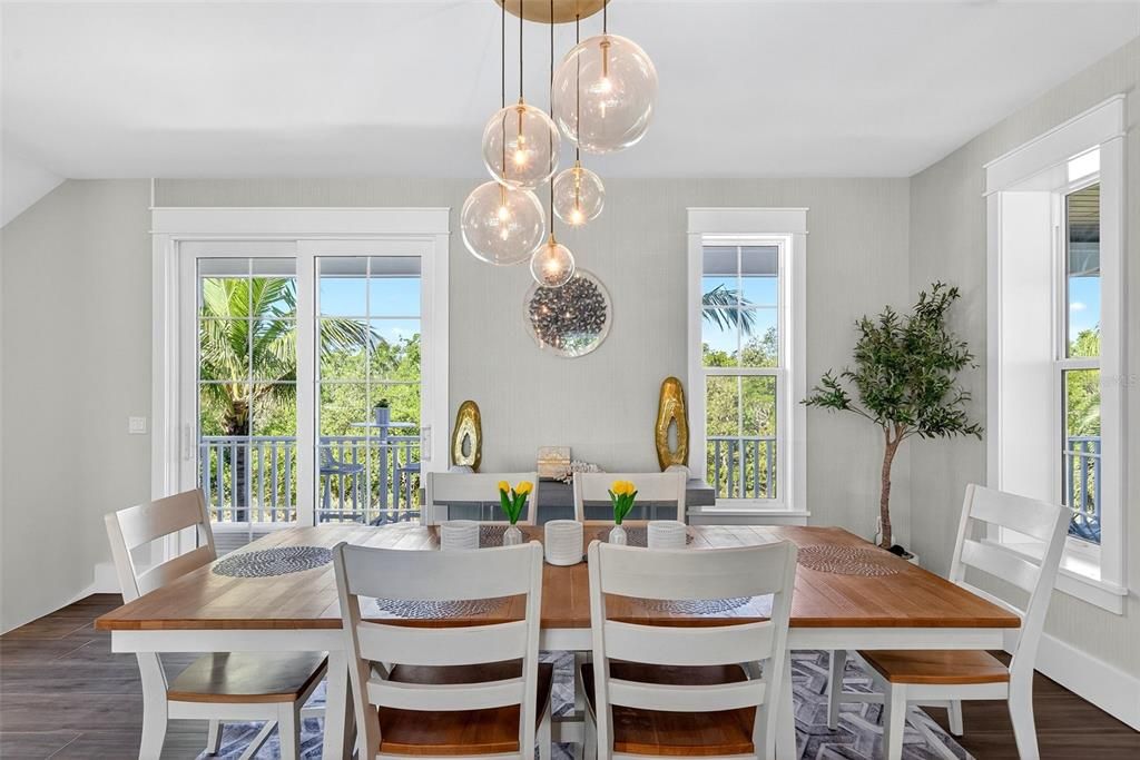 En Venta: $2,950,000 (3 camas, 3 baños, 2276 Pies cuadrados)