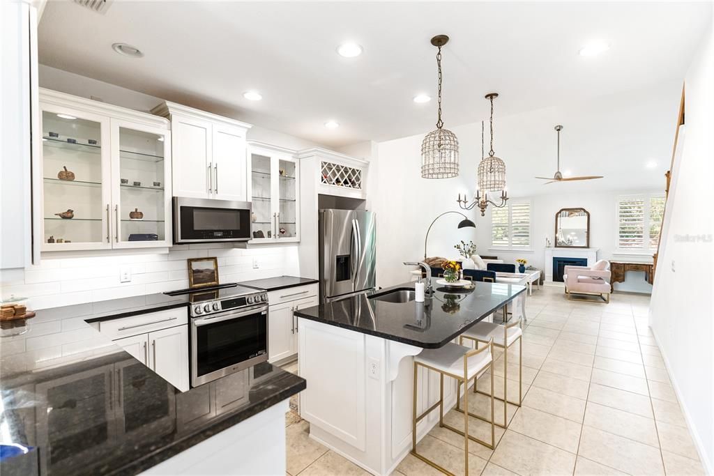 На продажу: $450,000 (3 спален, 3 ванн, 1758 Квадратных фут)