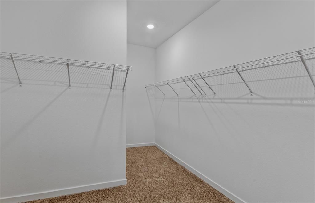 Active With Contract: $448,400 (3 beds, 2 baths, 2223 Square Feet)