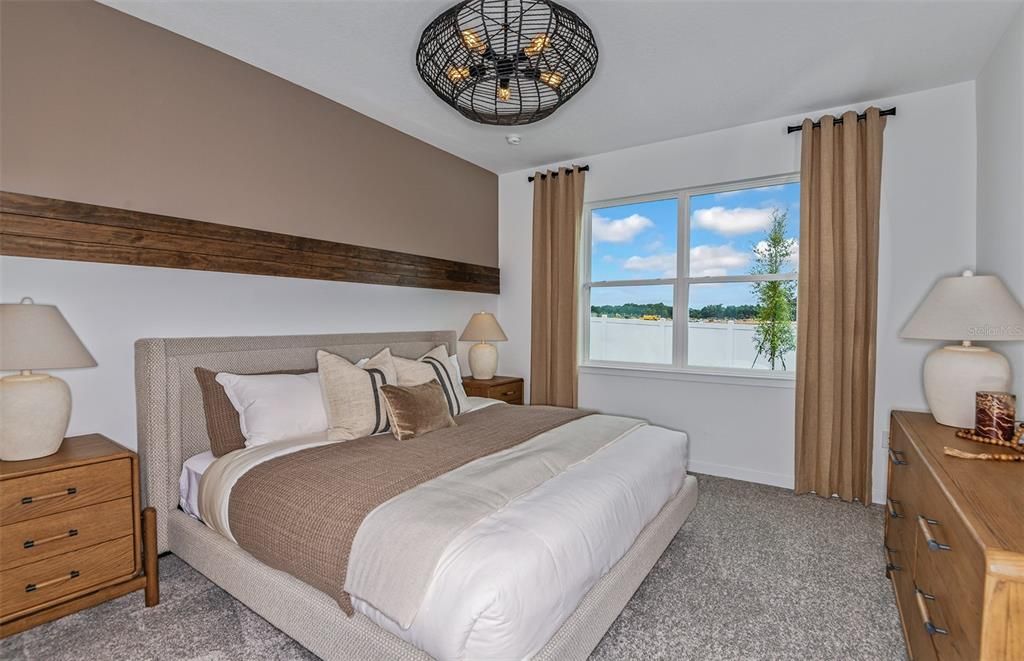 Active With Contract: $448,400 (3 beds, 2 baths, 2223 Square Feet)