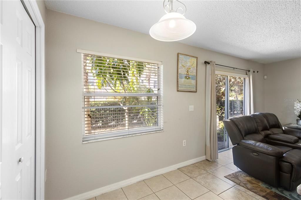 For Sale: $345,000 (3 beds, 2 baths, 1872 Square Feet)