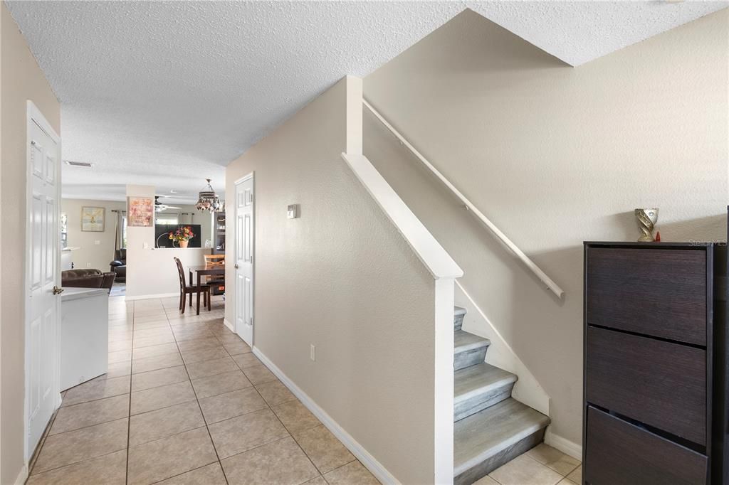 For Sale: $345,000 (3 beds, 2 baths, 1872 Square Feet)