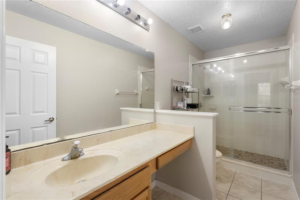 For Sale: $345,000 (3 beds, 2 baths, 1872 Square Feet)