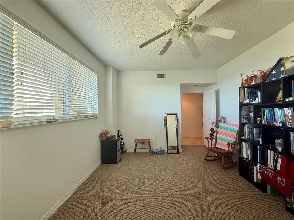 For Sale: $390,000 (2 beds, 2 baths, 1600 Square Feet)