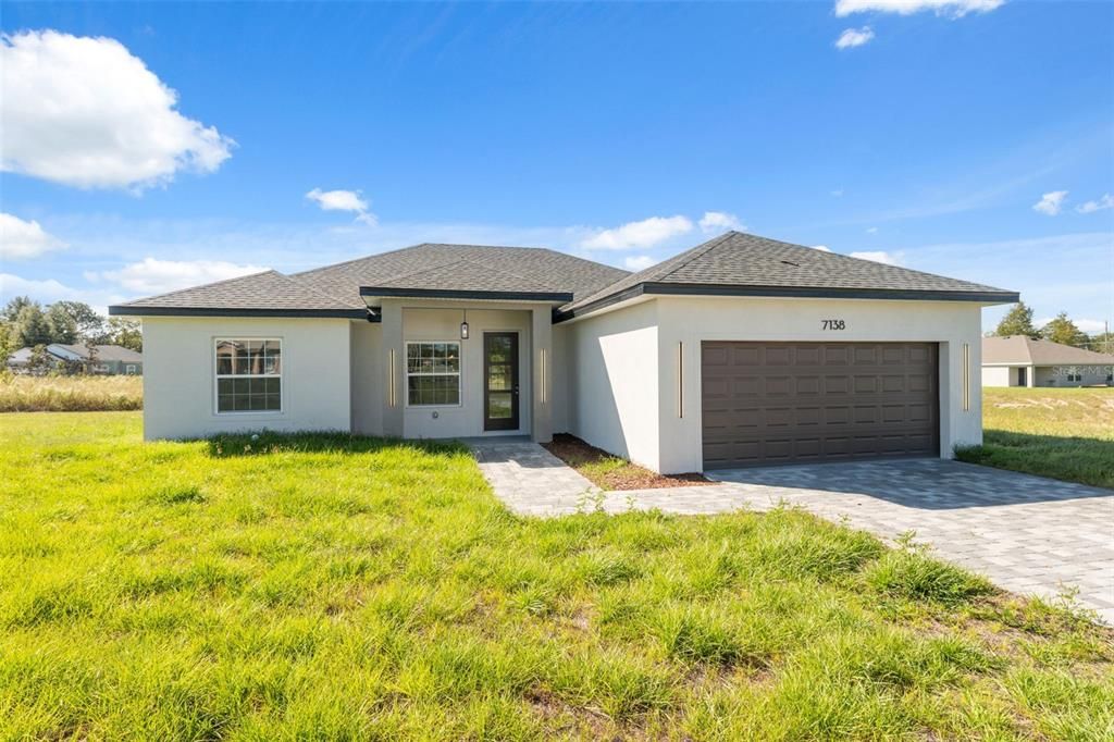 For Sale: $299,000 (4 beds, 2 baths, 1751 Square Feet)