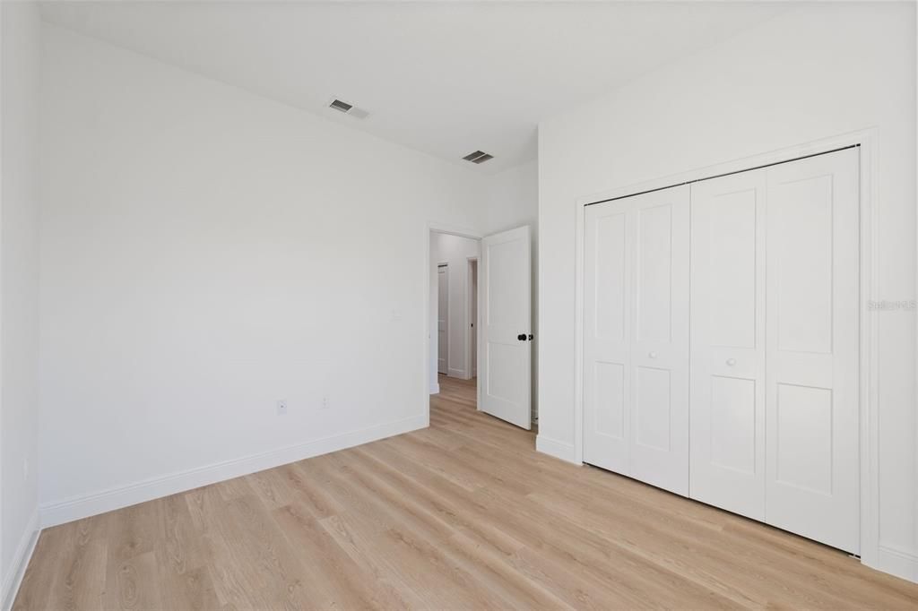 For Sale: $299,000 (4 beds, 2 baths, 1751 Square Feet)