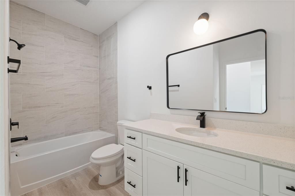 For Sale: $299,000 (4 beds, 2 baths, 1751 Square Feet)