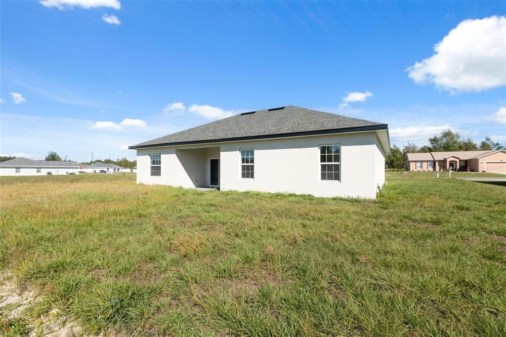 For Sale: $299,000 (4 beds, 2 baths, 1751 Square Feet)