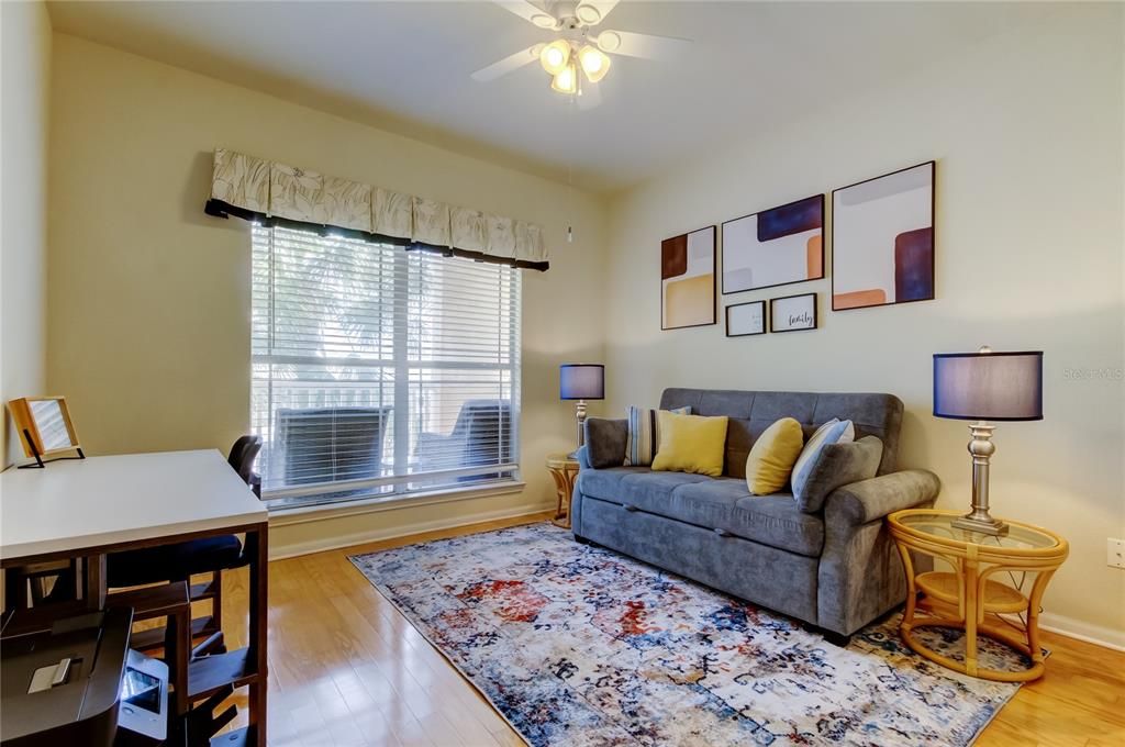 For Sale: $219,000 (2 beds, 2 baths, 1010 Square Feet)