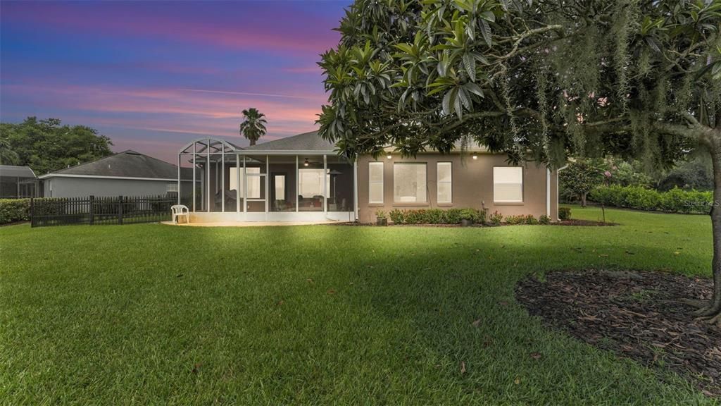 На продажу: $899,900 (3 спален, 2 ванн, 2271 Квадратных фут)