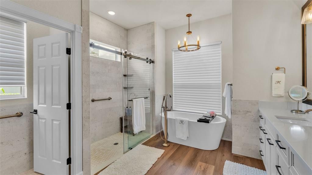 На продажу: $899,900 (3 спален, 2 ванн, 2271 Квадратных фут)