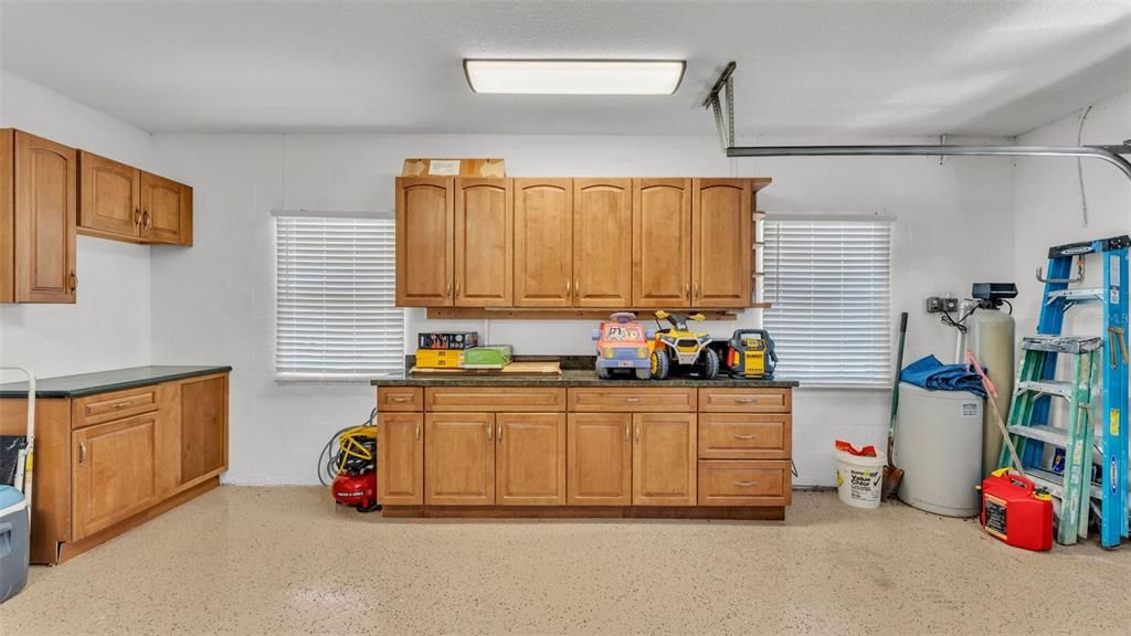 На продажу: $899,900 (3 спален, 2 ванн, 2271 Квадратных фут)