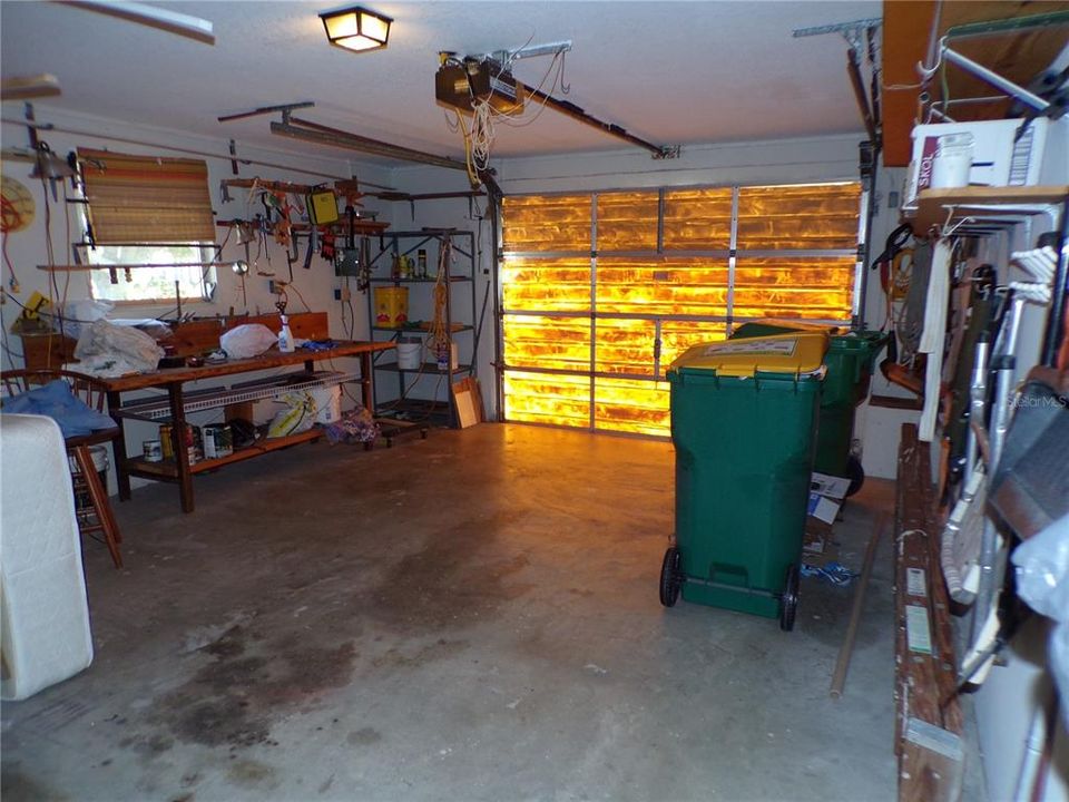 For Rent: $2,975 (2 beds, 2 baths, 1156 Square Feet)