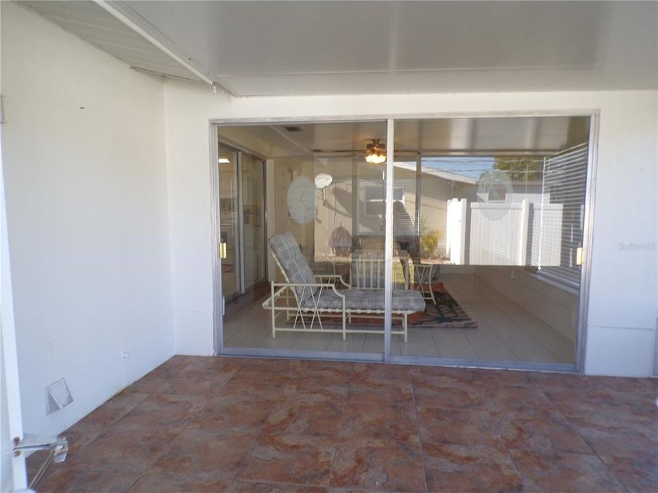 For Rent: $2,975 (2 beds, 2 baths, 1156 Square Feet)