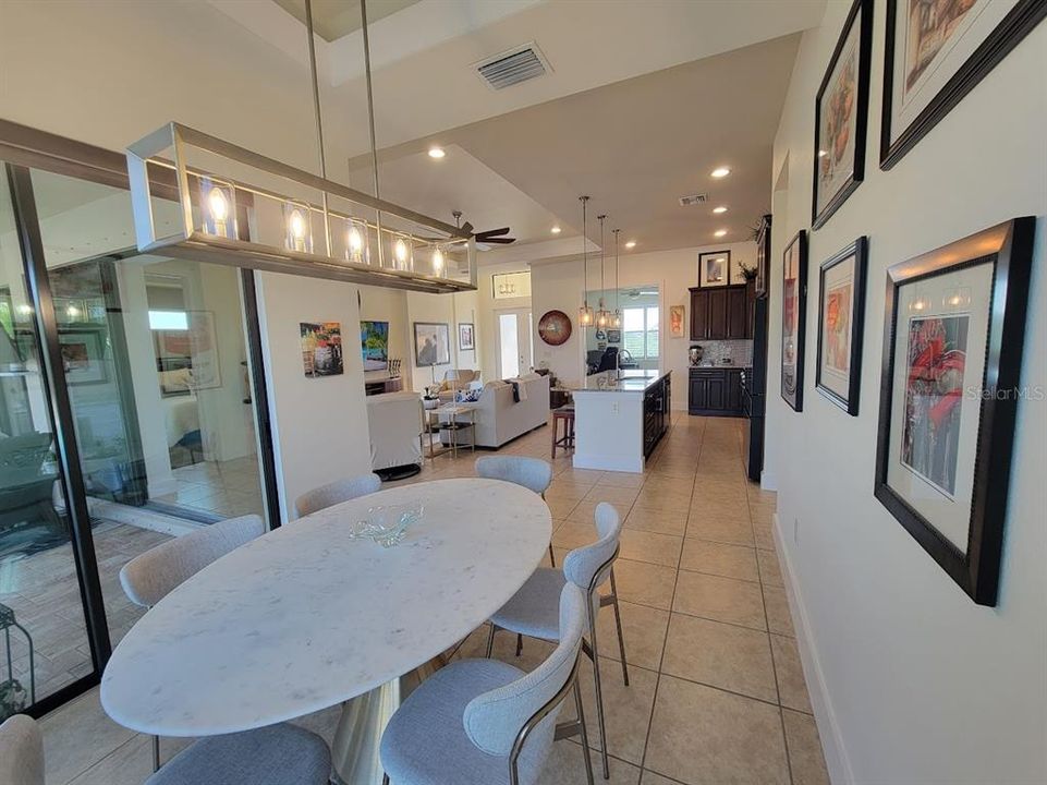 For Sale: $599,000 (3 beds, 2 baths, 1813 Square Feet)