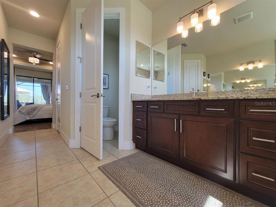 For Sale: $599,000 (3 beds, 2 baths, 1813 Square Feet)