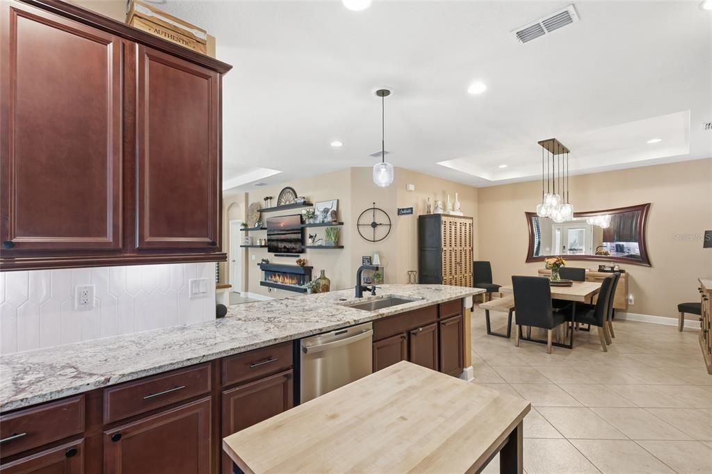 待售: $499,000 (3 贝兹, 2 浴室, 1852 平方英尺)