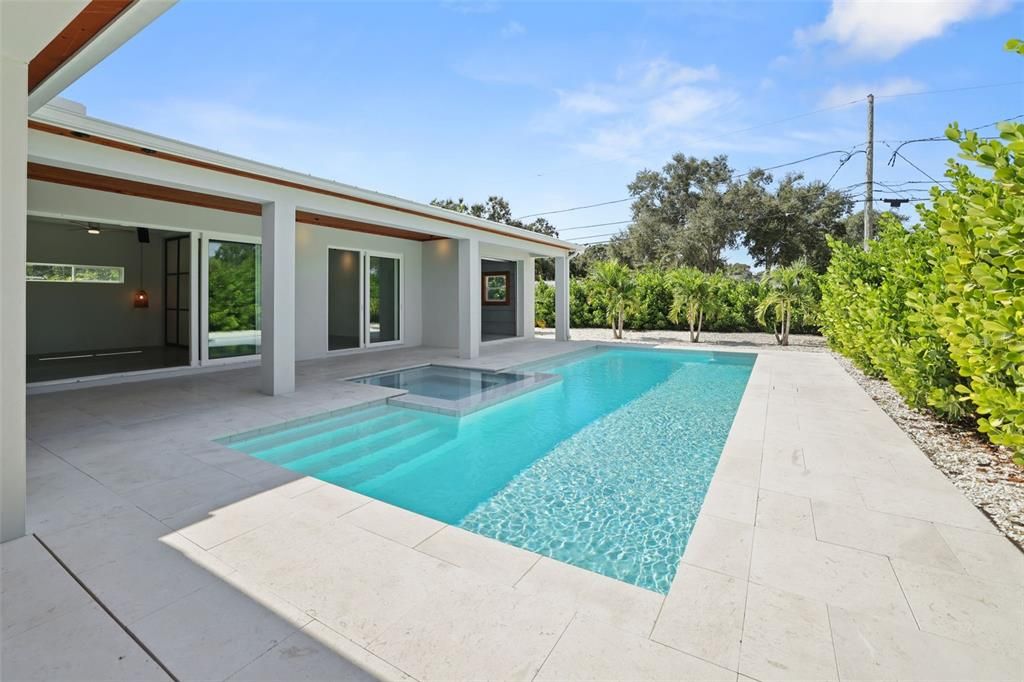 待售: $1,175,000 (4 贝兹, 2 浴室, 2432 平方英尺)