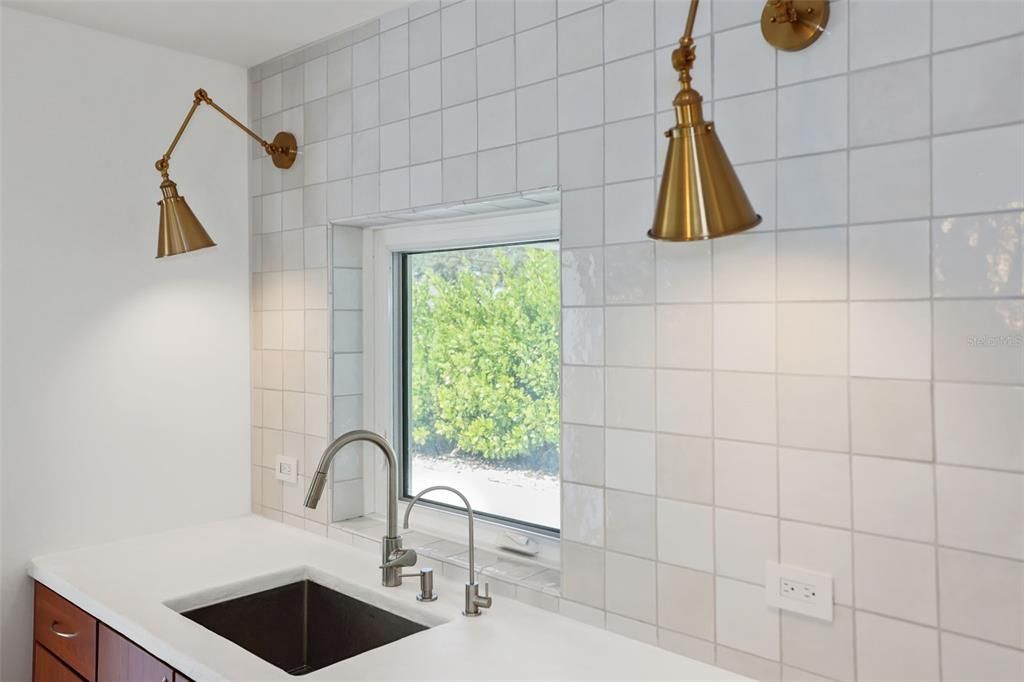 待售: $1,175,000 (4 贝兹, 2 浴室, 2432 平方英尺)