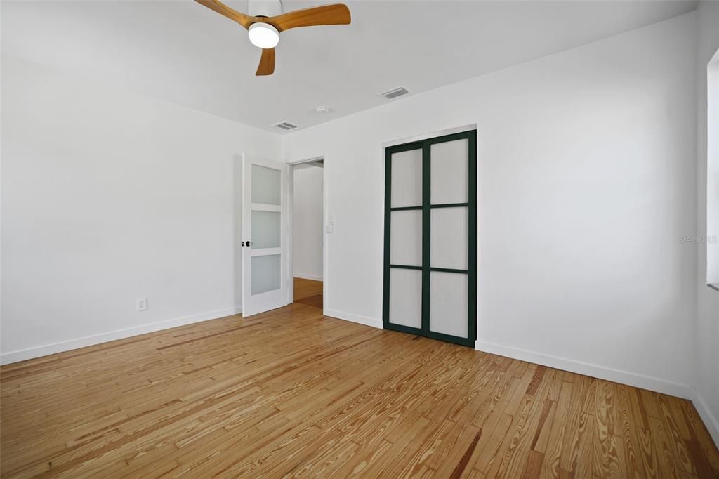 待售: $1,175,000 (4 贝兹, 2 浴室, 2432 平方英尺)