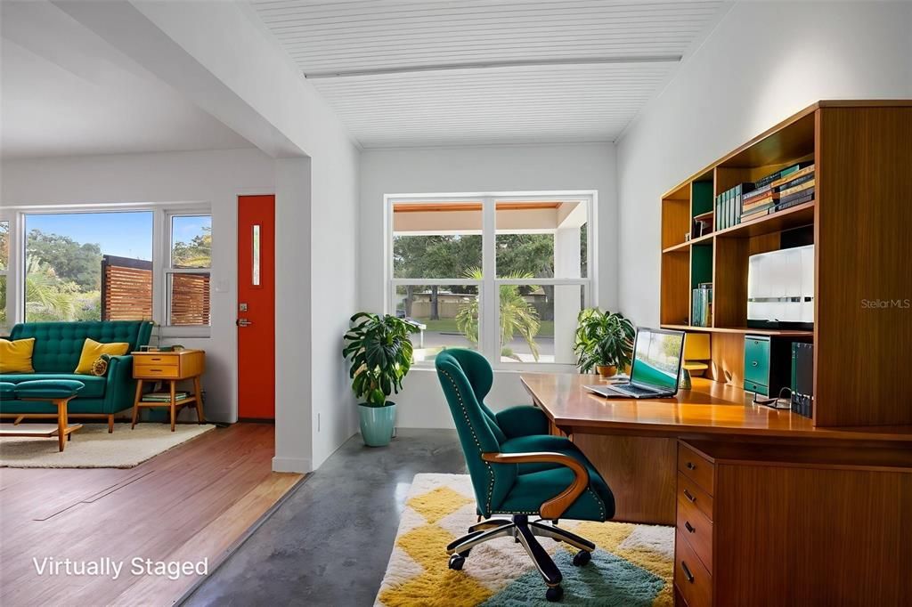 待售: $1,175,000 (4 贝兹, 2 浴室, 2432 平方英尺)