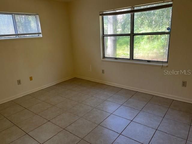 出租: $1,795 (3 贝兹, 2 浴室, 1120 平方英尺)