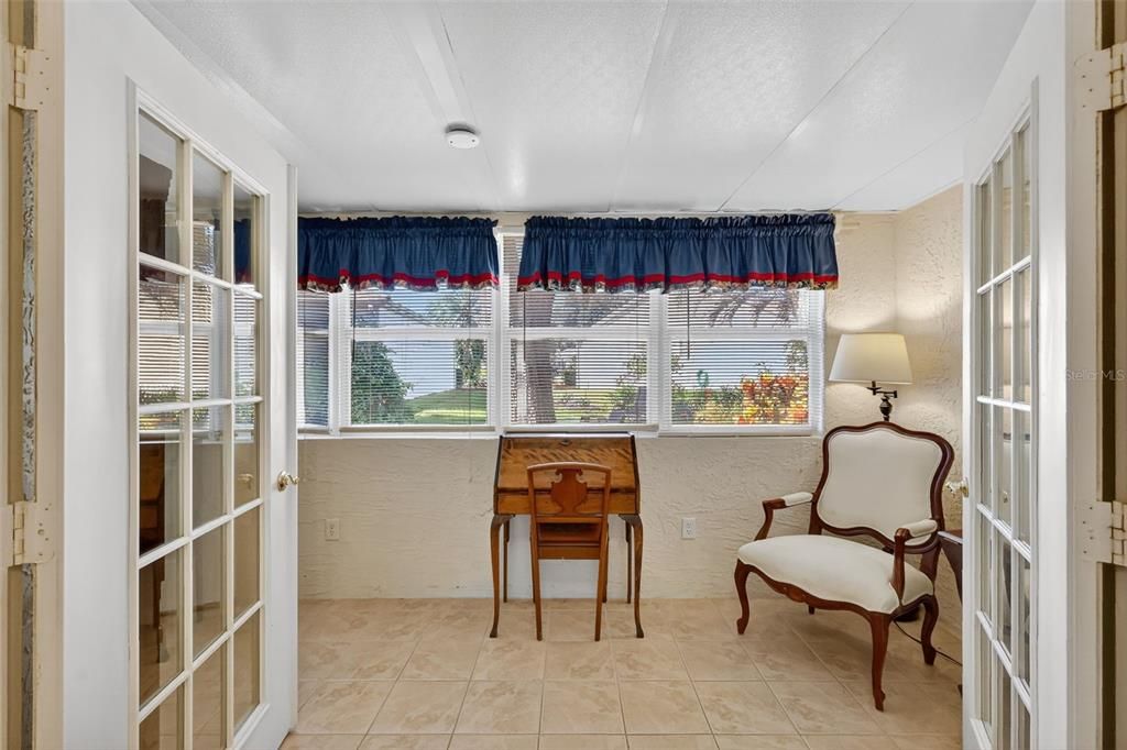 待售: $369,000 (2 贝兹, 2 浴室, 1832 平方英尺)