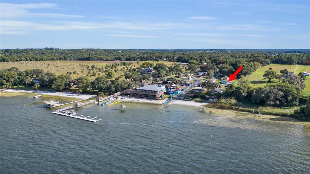 合同活跃: $335,000 (2 贝兹, 1 浴室, 960 平方英尺)