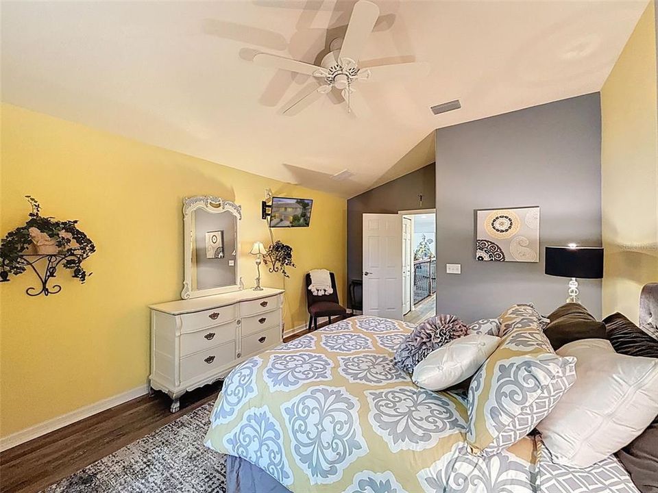 For Sale: $514,888 (3 beds, 2 baths, 2250 Square Feet)