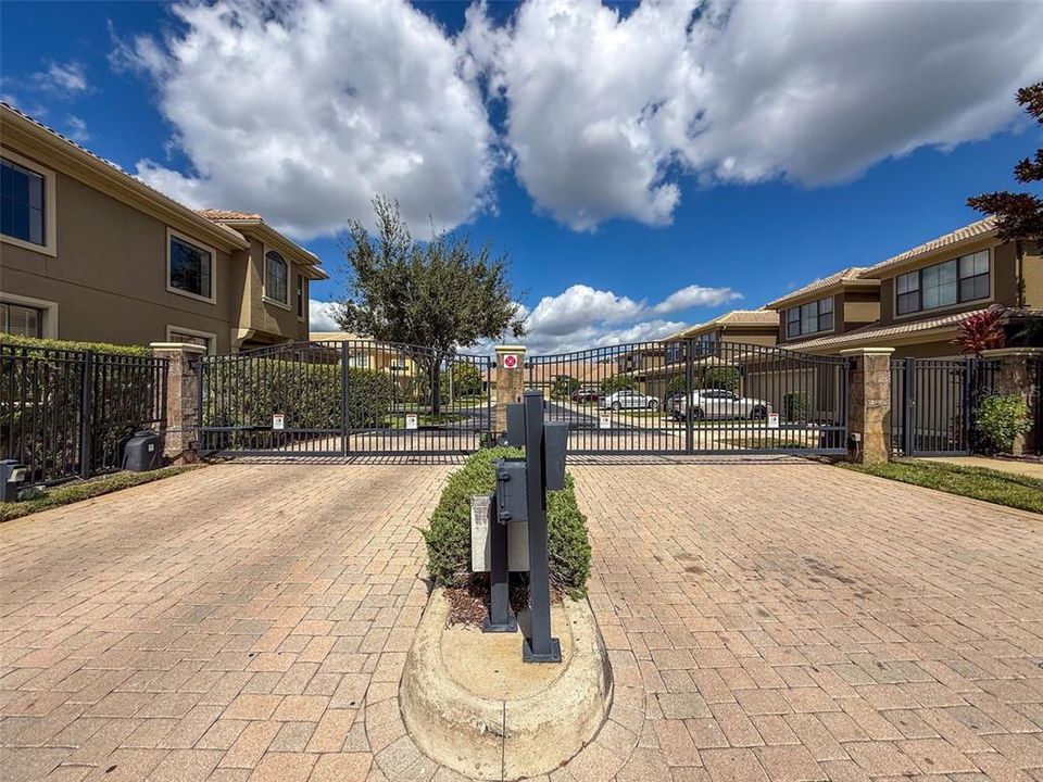 For Sale: $514,888 (3 beds, 2 baths, 2250 Square Feet)