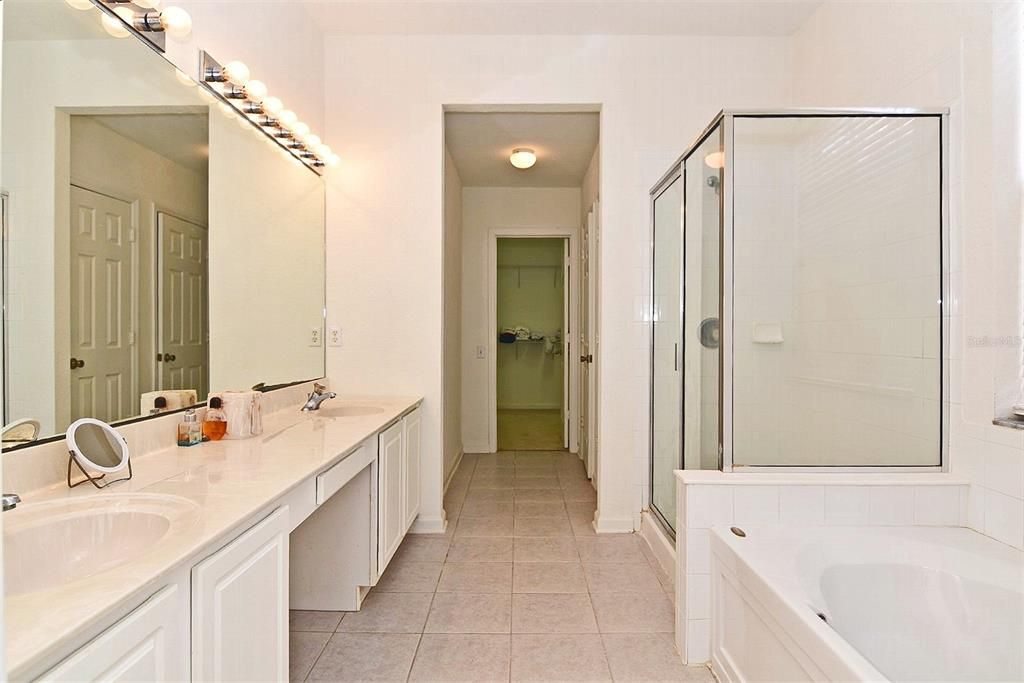 For Sale: $640,000 (4 beds, 3 baths, 2551 Square Feet)