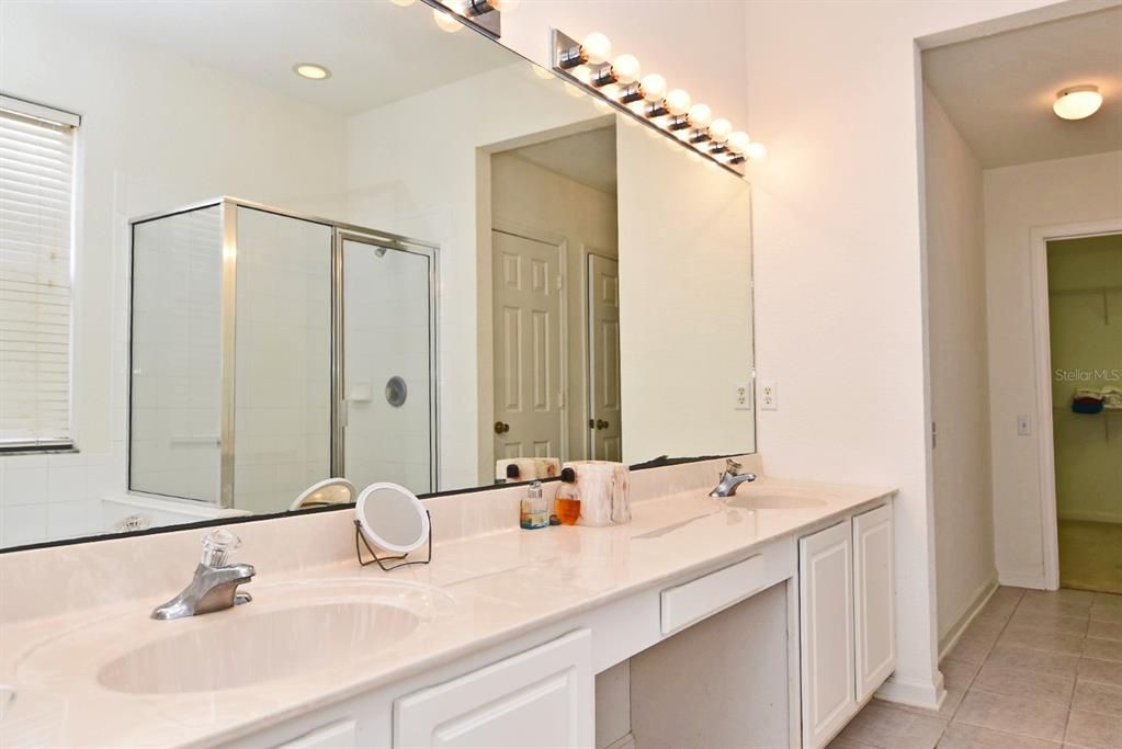 For Sale: $640,000 (4 beds, 3 baths, 2551 Square Feet)