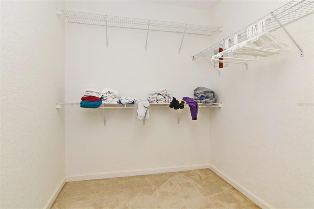 For Sale: $640,000 (4 beds, 3 baths, 2551 Square Feet)