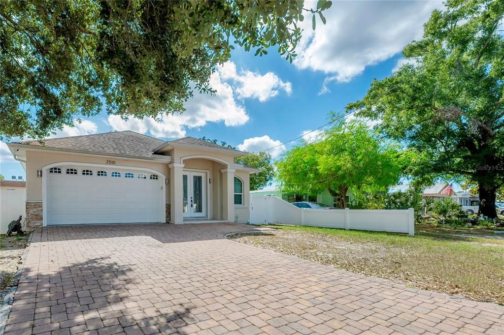 出租: $3,300 (3 贝兹, 2 浴室, 1722 平方英尺)