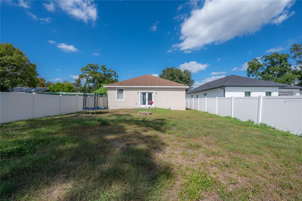 出租: $3,300 (3 贝兹, 2 浴室, 1722 平方英尺)