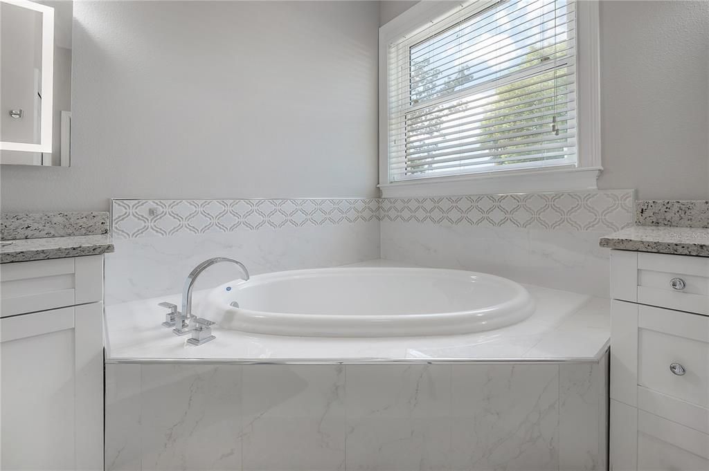 出租: $3,300 (3 贝兹, 2 浴室, 1722 平方英尺)