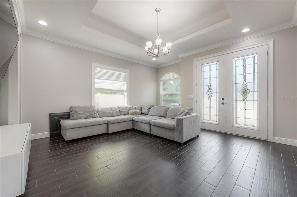 出租: $3,300 (3 贝兹, 2 浴室, 1722 平方英尺)